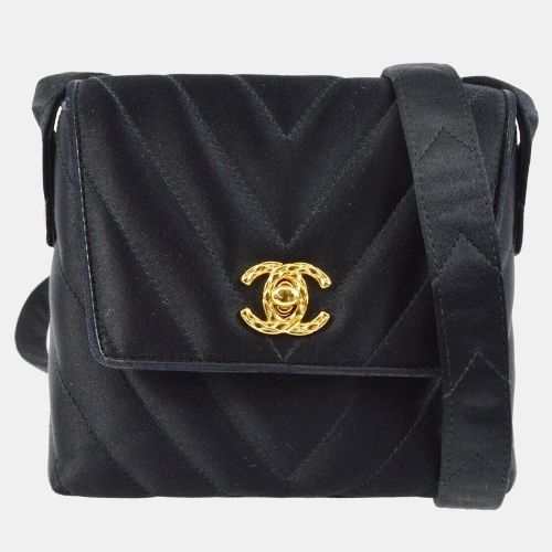 Satin Chevron Shoulder Bag - Chanel - Modalova