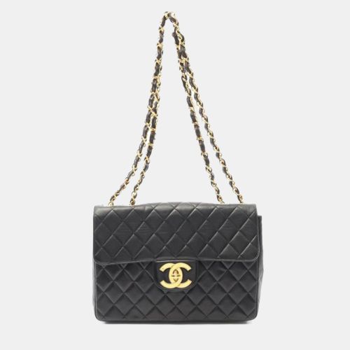 Jumbo Single Flap Lambskin Shoulder Bag - Chanel - Modalova