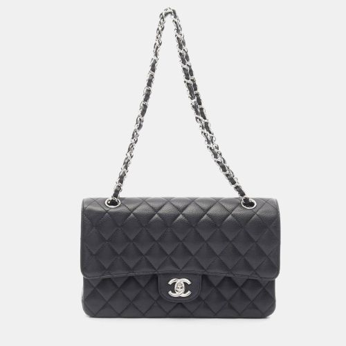Classic Double Flap Leather Shoulder Bag - Chanel - Modalova