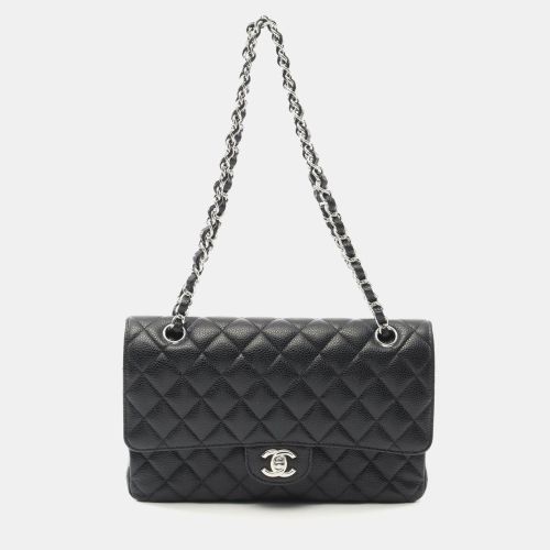 Classic Double Flap Leather Shoulder Bag - Chanel - Modalova