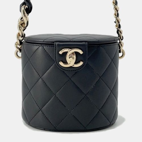 Matelasse Lambskin Chain Vanity Bag - Chanel - Modalova