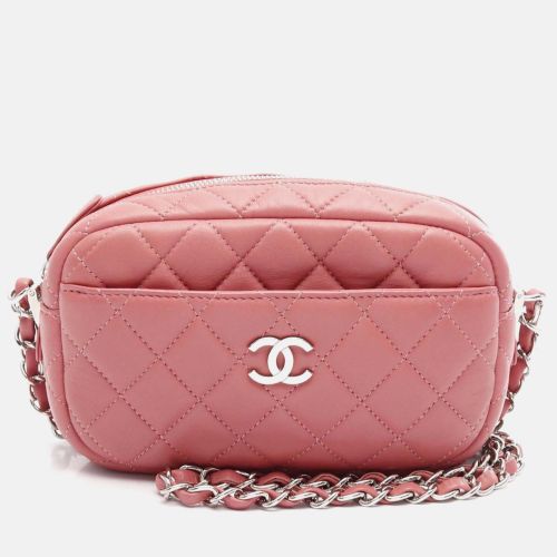 Chanel CC Pink Lambskin Camera Bag - Chanel - Modalova