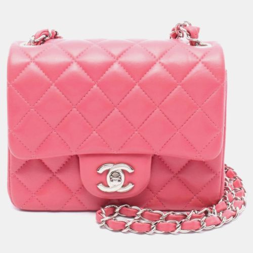 Flap Leather Crossbody Bag - Chanel - Modalova