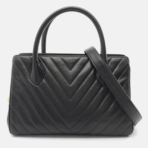 Chanel Chevron V Stitch Navy Lambskin Handbag - Chanel - Modalova