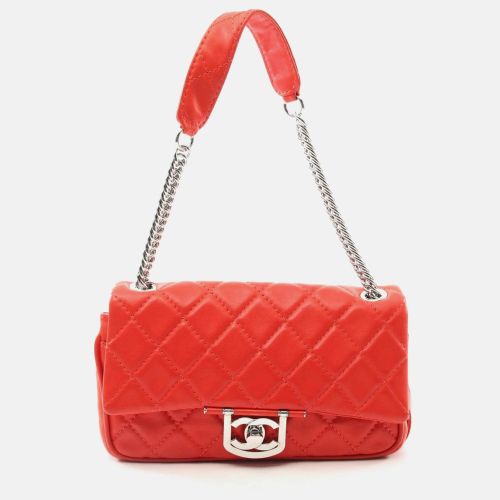 Matelasse Lambskin Shoulder Bag - Chanel - Modalova