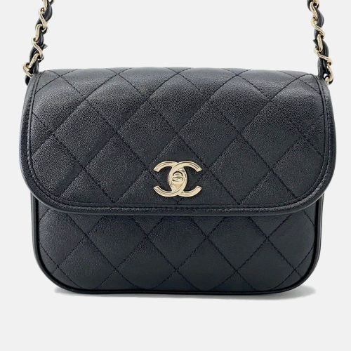 Matelasse Small Caviar Leather Messenger Bag - Chanel - Modalova