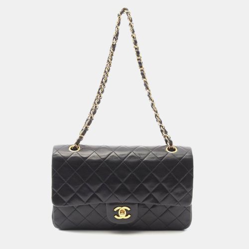 Classic Double Flap Lambskin Shoulder Bag - Chanel - Modalova
