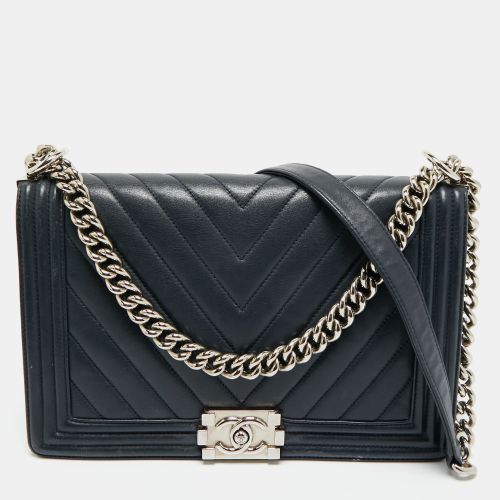 Chevron Leather New Medium Boy Flap Bag - Chanel - Modalova