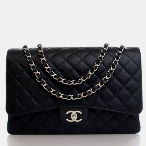 Maxi Caviar Classic Double Flap Bag - Chanel - Modalova