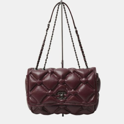 Bordeaux Bubble Quilted Matelasse Lambskin Shoulder Bag - Chanel - Modalova