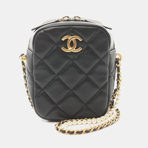 Matelasse Faux Pearl Shoulder Bag Lambskin Sheepskin - Chanel - Modalova