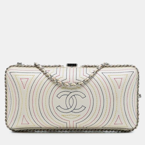 Chanel White Quilted Calfskin Korean Garden Clutch on Chain - Chanel - Modalova