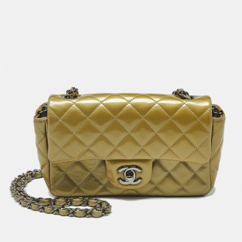 Classic Rectangular Flap Mini Quilted Patent Leather Shoulder Bag - Chanel - Modalova