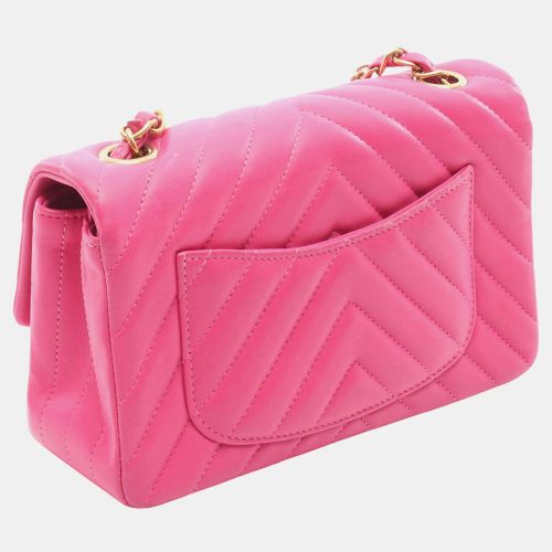 Classic Mini Rectangular Hot Chevron Lambskin Leather Single Flap Bag - Chanel - Modalova