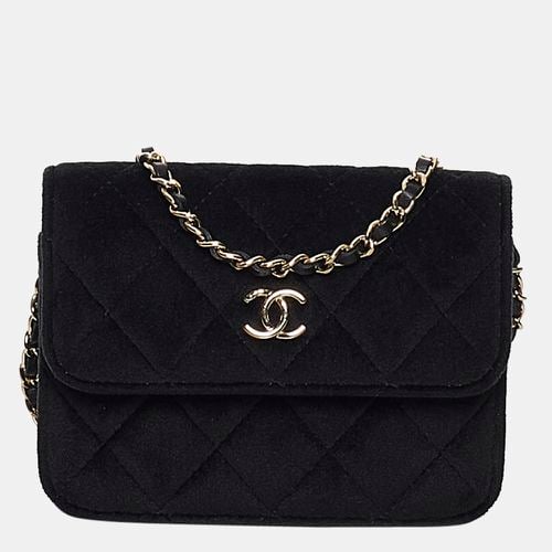 Chanel Black Matelasse Velvet Pearl Crush Flap Bag - Chanel - Modalova