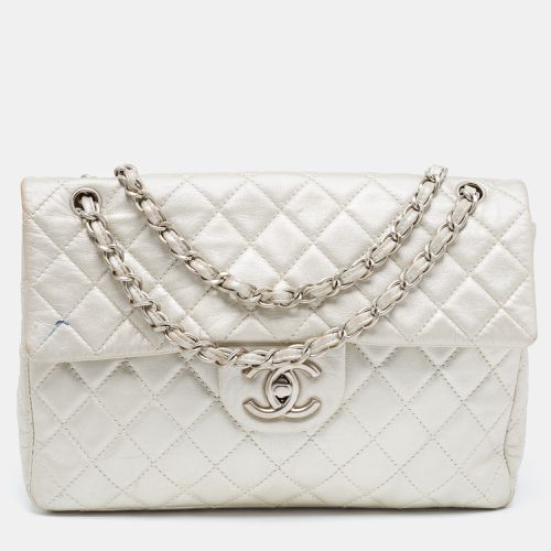 Chanel Metallic Grey Quilted Leather Maxi Classic Single Flap Bag - Chanel - Modalova