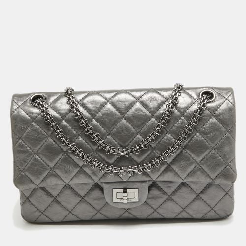 Chanel Metallic Grey Quilted Leather 226 Reissue 2.55 Flap Bag - Chanel - Modalova