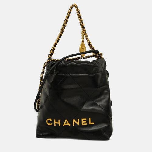 Chanel Black Lambskin Leather Mini 22 Hobos - Chanel - Modalova