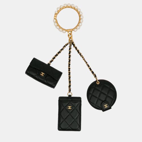 Chanel Black Pearl Crown CC Wristlet Multi Pouches - Chanel - Modalova