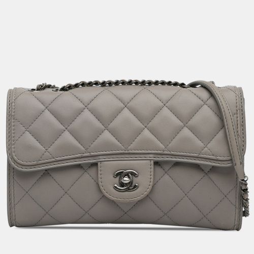 Chanel Mini Lambskin Flap - Chanel - Modalova