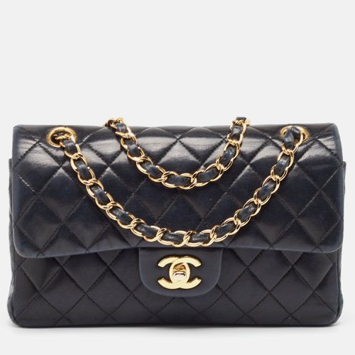 Quilted Leather Small Classic Double Flap Bag - Chanel - Modalova