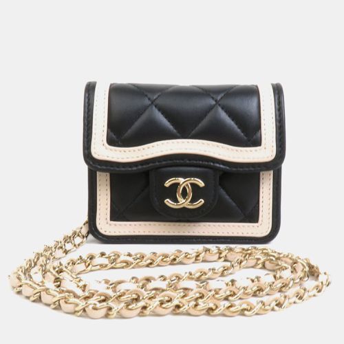 Chanel Black/Light Beige Leather Graphic Flap Bag - Chanel - Modalova