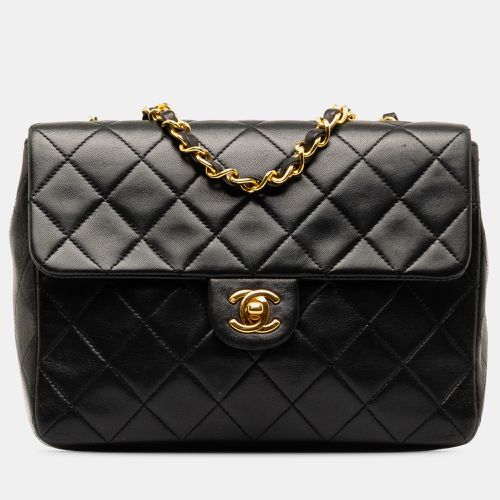 Chanel Square Classic Quilted Lambskin Flap Bag - Chanel - Modalova