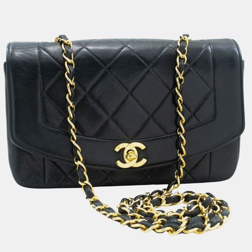 Chanel Black Leather Vintage Diana Flap Bag - Chanel - Modalova