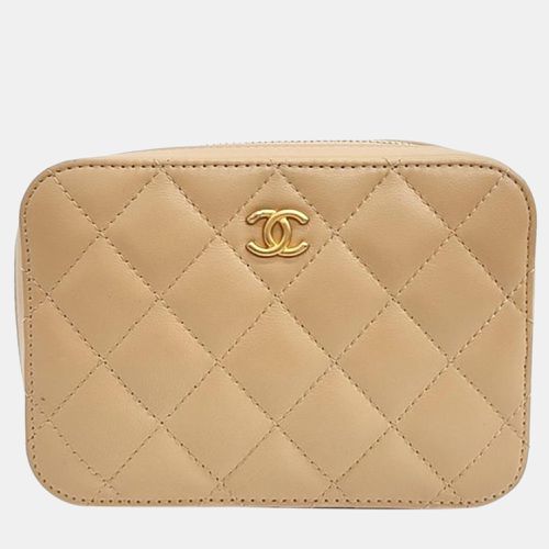 Chanel Beige Lambskin Leather Mini Pearl Crush Camera Bag - Chanel - Modalova