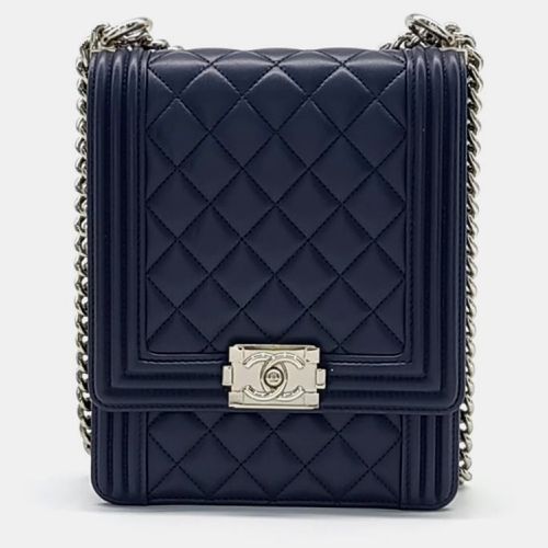 Chanel Navy Blue Leather North/South Boy Bag - Chanel - Modalova