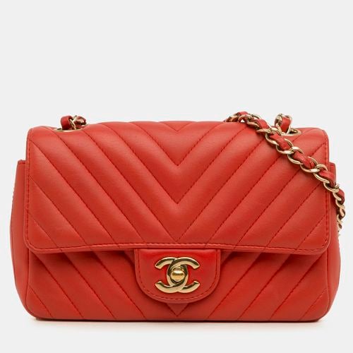 Chanel Mini Chevron Quilted Lambskin Rectangular Flap Bag - Chanel - Modalova