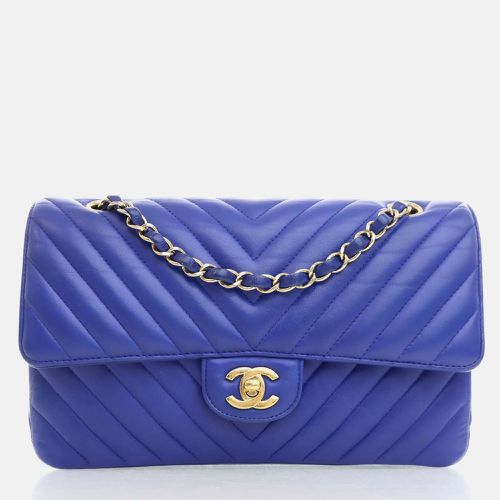 Chanel Blue Leather Chevron Medium Classic Double Flap Shoulder Bags - Chanel - Modalova