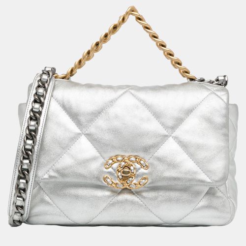 Chanel Silver Medium Metallic Lambskin 19 Flap - Chanel - Modalova