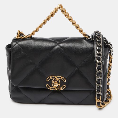 Chanel Black Quilted Leather Small 19 Flap Bag - Chanel - Modalova