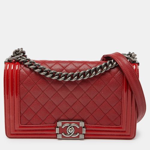 Chanel Red Quilted Leather and Patent Leather Medium Boy Flap Bag - Chanel - Modalova