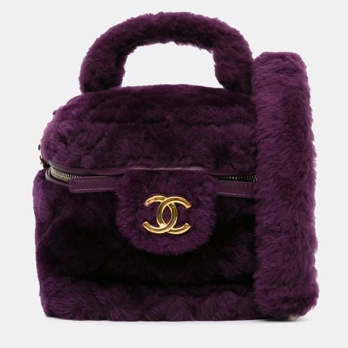 Chanel Small Quilted Shearling Vanity Case - Chanel - Modalova