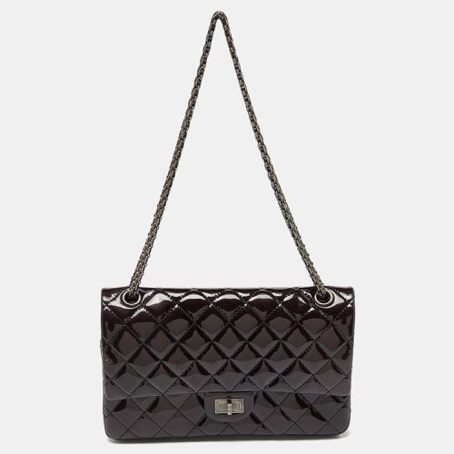 Chanel Prune Quilted Patent Leather Classic 2.55 Reissue 226 Double Flap Bag - Chanel - Modalova