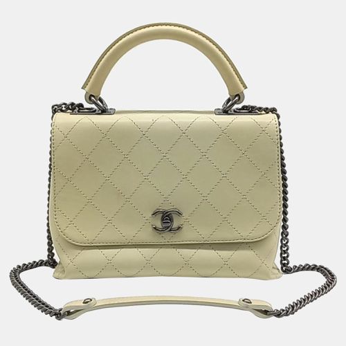 Chanel Ivory Tone Tote and Shoulder Bag - Chanel - Modalova