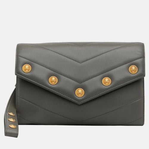 Chanel Grey Medallion Chevron Flap Clutch - Chanel - Modalova