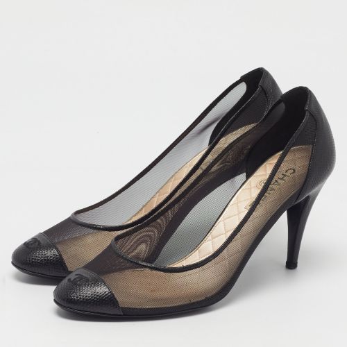 CC Size 40.5 Grained Leather and Mesh Cap Toe Pumps - Chanel - Modalova