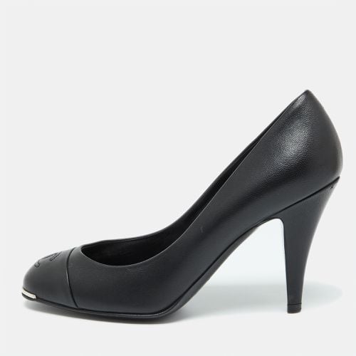 Chanel Black Leather Metal Toe Pumps Size 37 - Chanel - Modalova