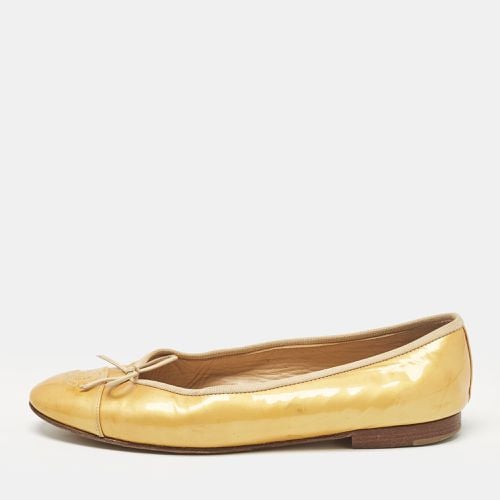 Chanel Yellow Patent Leather CC Bow Ballet Flats Size 39 - Chanel - Modalova