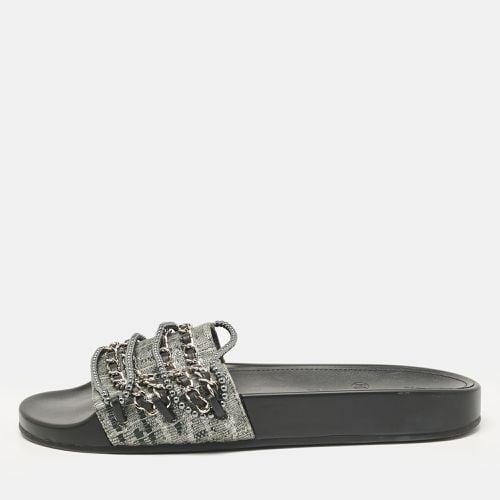 Chanel Grey Lace and Suede Tropiconic Slides Size 38 - Chanel - Modalova