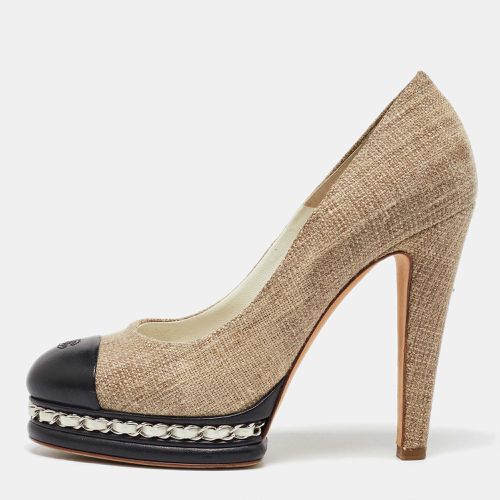 Chanel Beige/Black Fabric and Leather CC Cap Toe Platform Pumps Size 39 - Chanel - Modalova