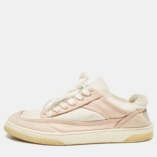 Chanel Pink/White Canvas CC Low Top Sneakers Size 37 - Chanel - Modalova