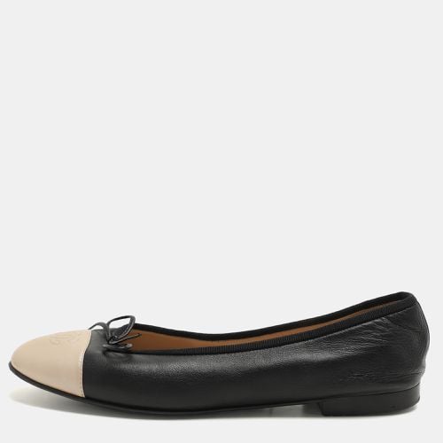 Chanel Black/Beige Leather CC Ballet Flats Size 40.5 - Chanel - Modalova