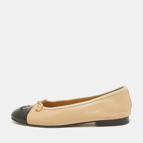 Black Leather CC Bow Cap Toe Ballet Flats Size 38 - Chanel - Modalova