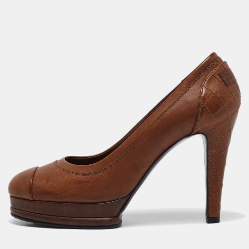 Chanel Brown Leather Platform Cap Toe Pumps Size 39 - Chanel - Modalova