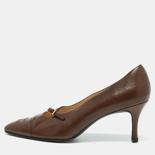 Chanel Brown Leather CC Cap Toe Pumps Size 39.5 - Chanel - Modalova