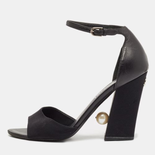 Chanel Black Leather And Canvas Pearl Embellishment Heel Ankle Strap Sandals Size 38.5 - Chanel - Modalova